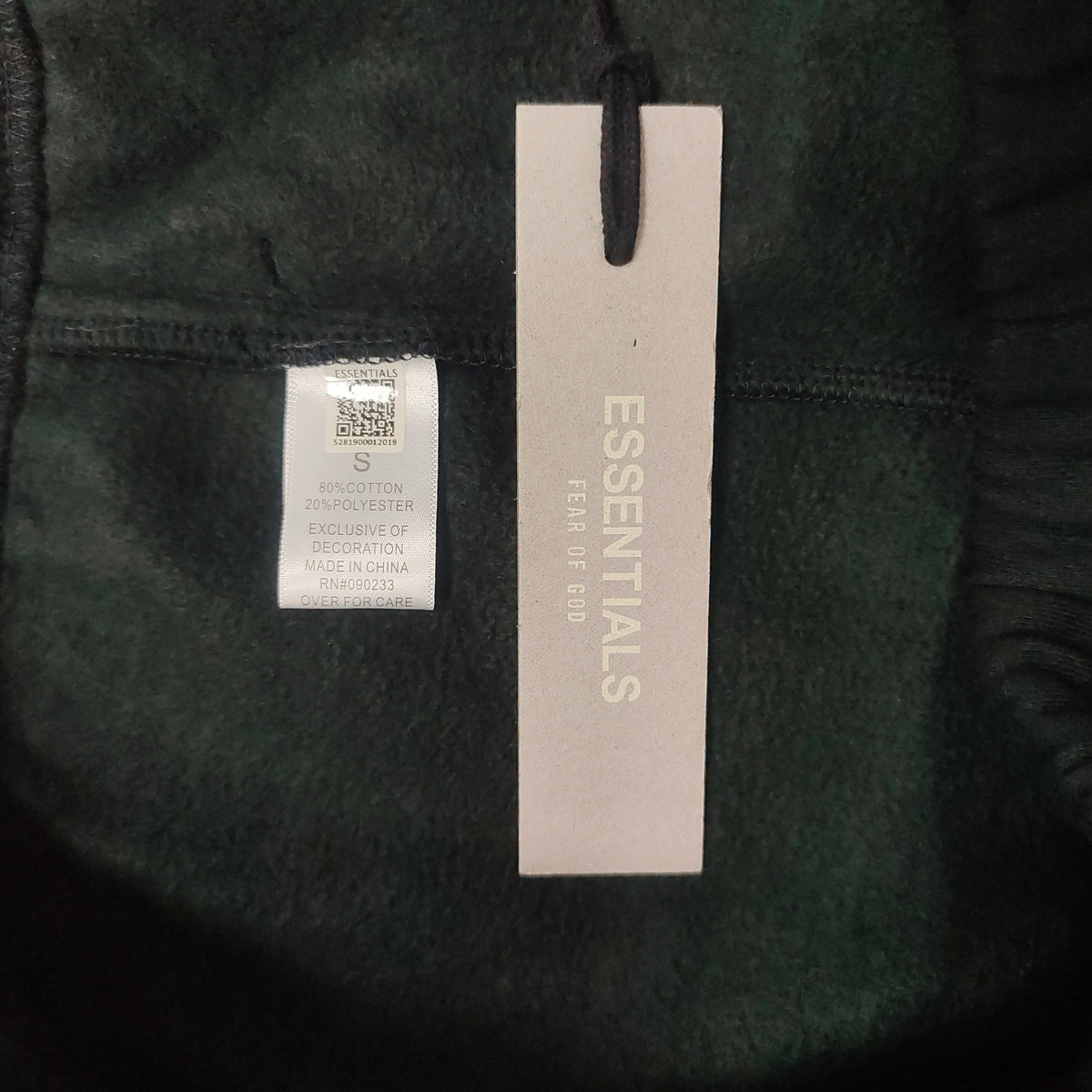 Fear of God ESSENTIALS Relaxed Sweat Shorts